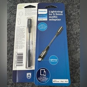 Philips Black Lightning to 3.5mm Adapter (2)